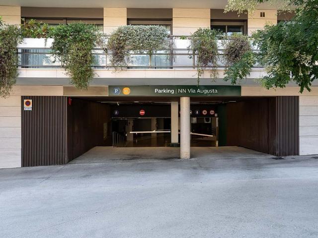 Garaje en alquiler en Barcelona, Sarrià
