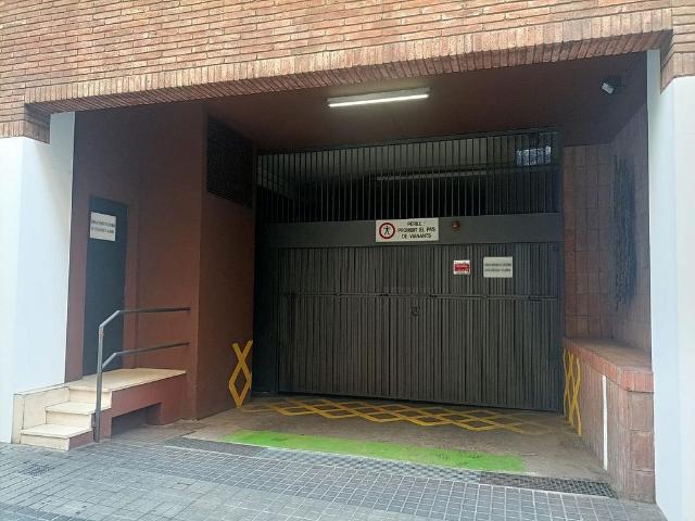 Garaje en alquiler en Sarrià - Sant Gervasi, Barcelonès