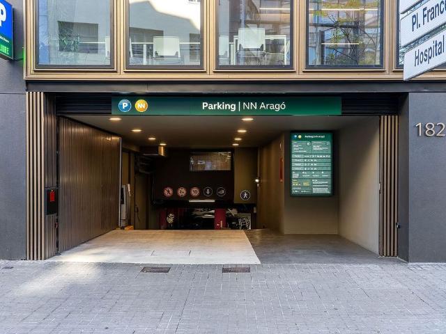 Garaje en alquiler en Eixample, Barcelonès