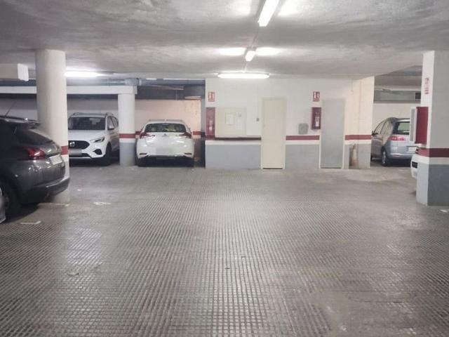 Garaje en alquiler en Districte I, Barcelonès