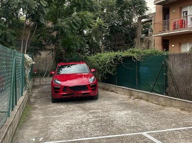 Garaje en alquiler en Eixample, Gironès