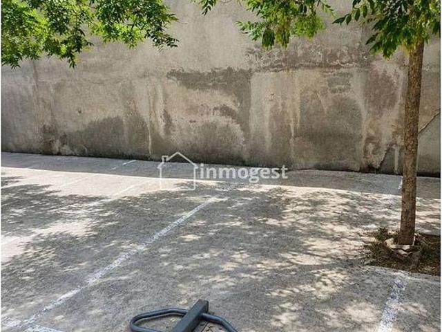 Garaje en alquiler en Palau, Gironès