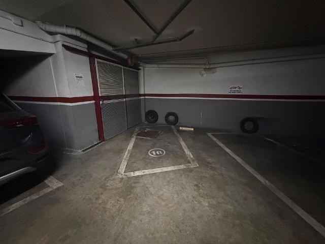 Garaje en alquiler en el Mercadal, Gironès
