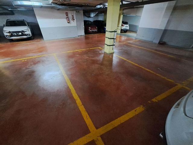 Garaje en alquiler en Pla d'en Boet, Mataró