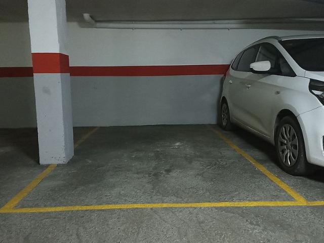 Garaje en alquiler en Segrià, Catalunya