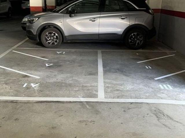 Garaje en alquiler en Districte 5, Barcelonès