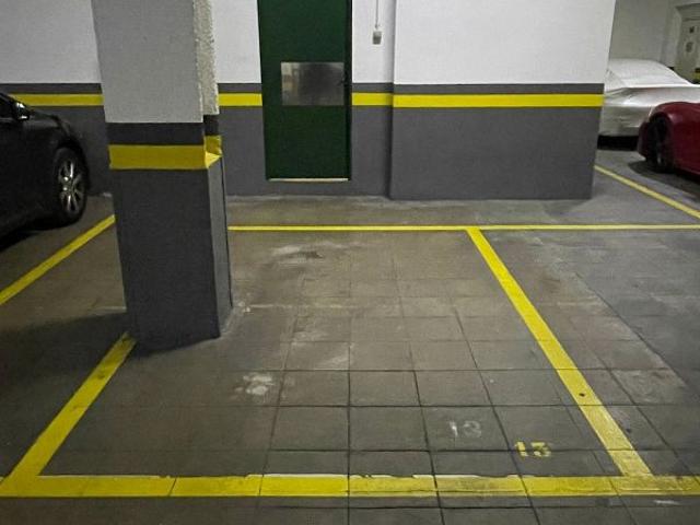 Garaje en alquiler en les Corts, Barcelonès