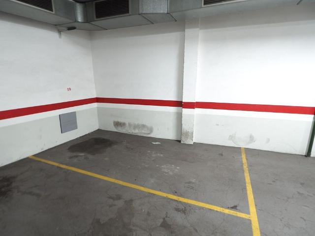 Garaje en alquiler en les Corts, Barcelonès