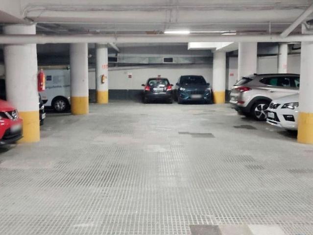 Garaje en alquiler en Sarrià - Sant Gervasi, Barcelonès