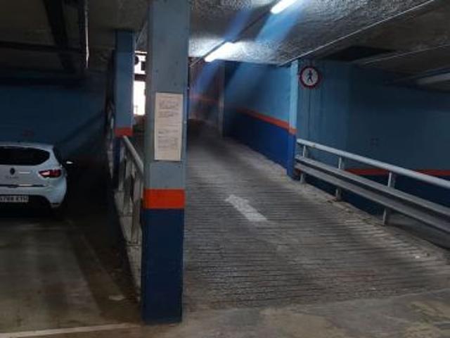 Garaje en alquiler en el Centre, Sabadell