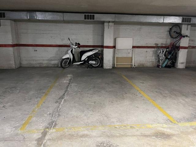 Garaje en alquiler en Can Vinyers, Vallès Occidental