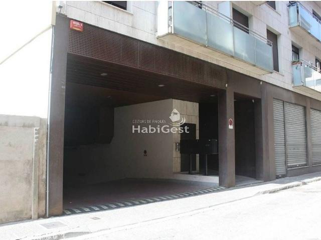 Garaje en alquiler en Eixample, Gironès