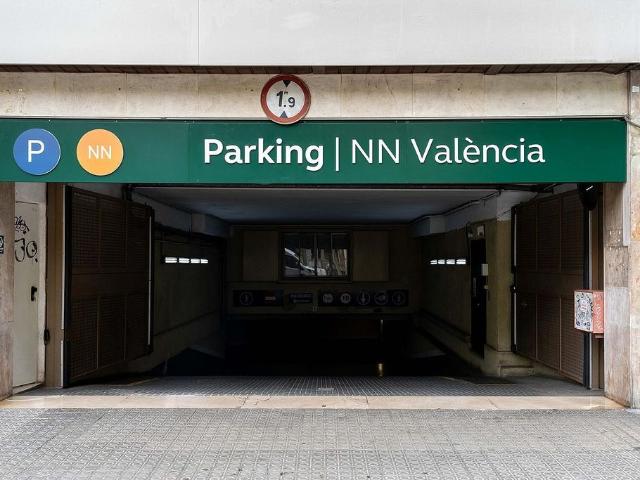 Garaje en alquiler en Eixample, Barcelonès