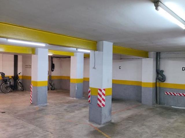 Garaje en alquiler en Vic, Barcelona