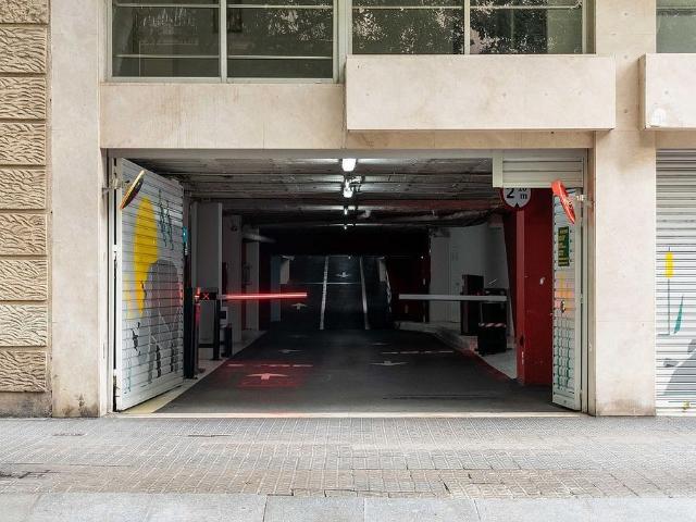 Garaje en alquiler en Eixample, Barcelonès