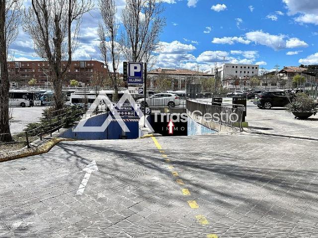 Garaje en alquiler en Osona, Catalunya
