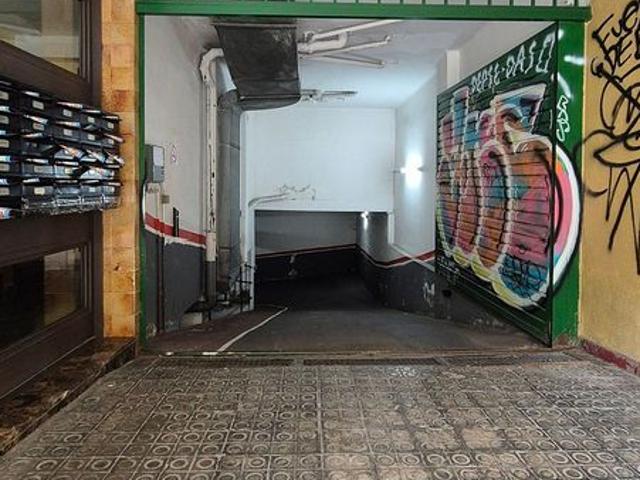 Garaje en alquiler en Barcelona, Hostafrancs