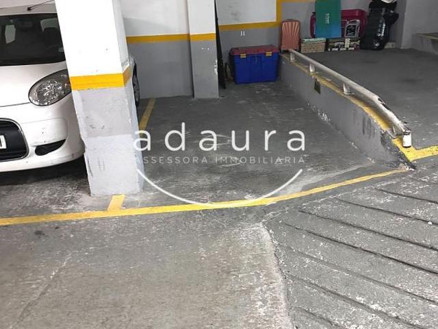 Garaje en alquiler en Eixample, Maresme