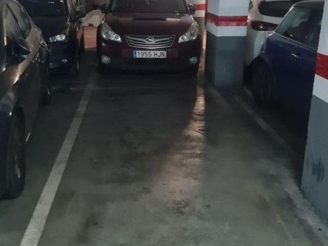 Parking en alquiler en Santa Coloma De Gramenet, Riu Nord