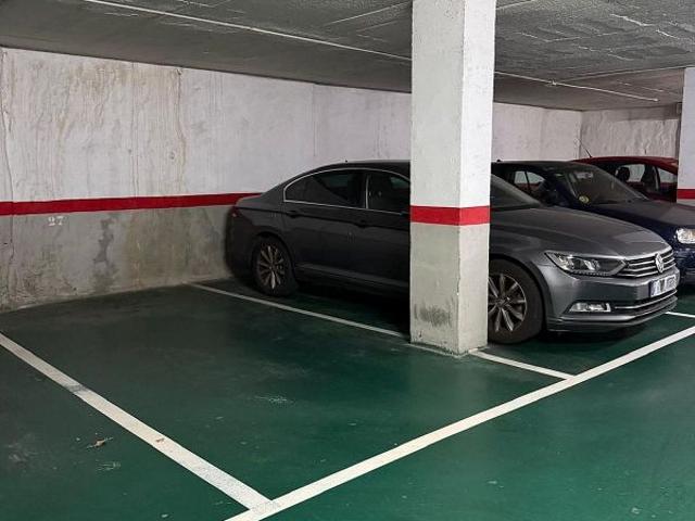 Garaje en alquiler en Centre, Barcelonès