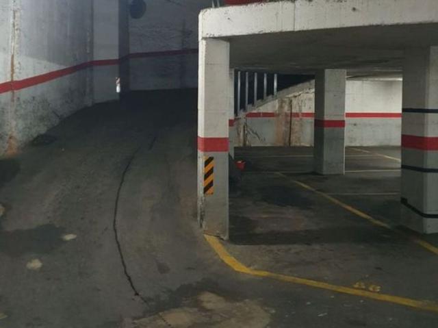 Garaje en alquiler en Centre Històric de Manresa, Bages