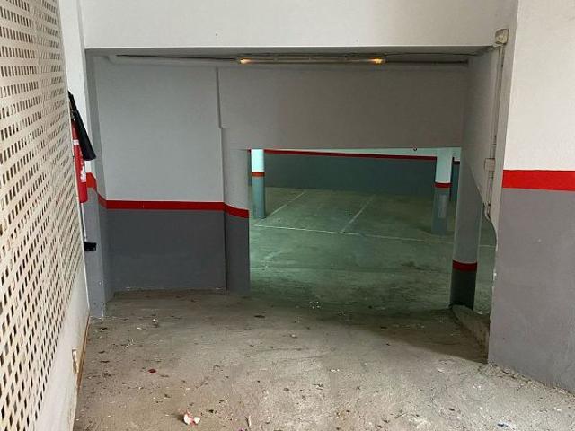 Garaje en alquiler en Baix Ebre, Catalunya