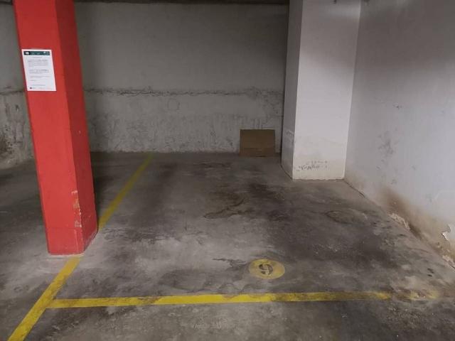 Garaje en alquiler en Eixample, Gironès