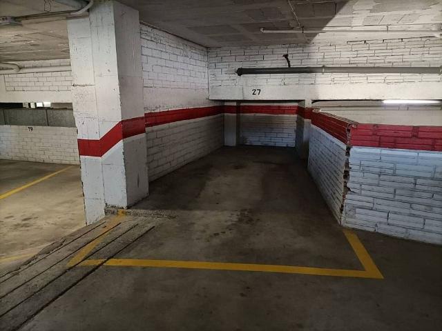 Garaje en alquiler en Girona, Eixample