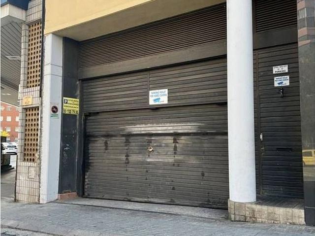 Garaje en alquiler en Sabadell, Sant Oleguer
