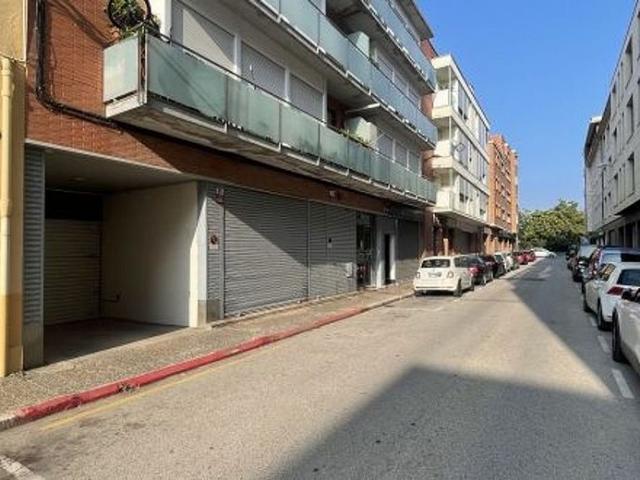 Garaje en alquiler en Eixample, Gironès