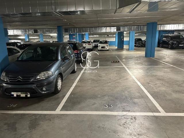 Parking en alquiler en Cornellà De Llobregat, Almeda Parking en alquiler en Cornellà De Llobregat, Almeda