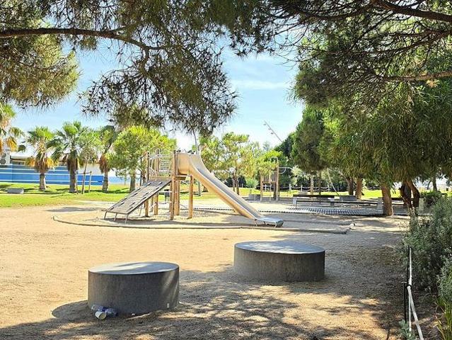 Garaje en alquiler en Castelldefels, Barcelona