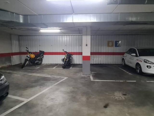 Garaje en alquiler en Centro, León