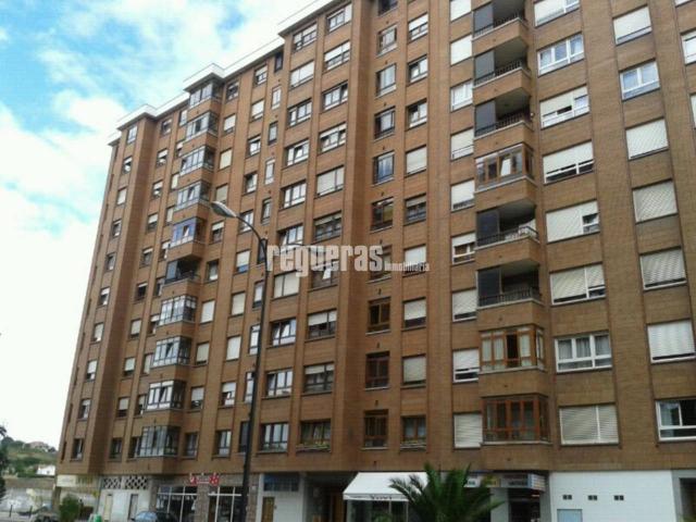 Garaje en alquiler en Avilés, Asturias