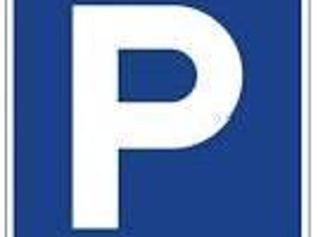 Parking en alquiler en Cerdanyola Del Vallès, Canaletes