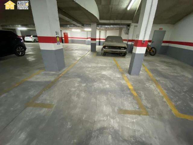 Garaje en alquiler en El Altet, Alicante