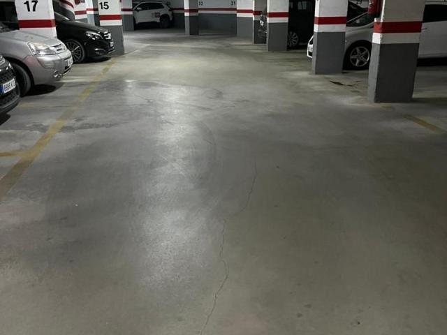 Garaje en alquiler en El Ejido, Santo Domingo