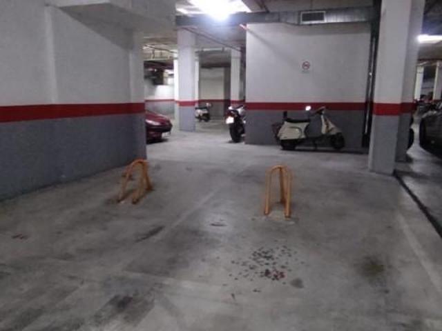 Parking en alquiler en Elche, Pataes