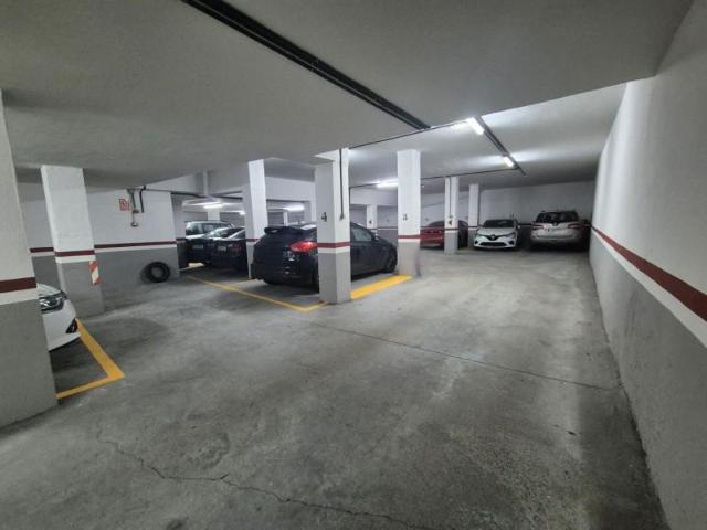 Garaje en alquiler en Grado, Asturias