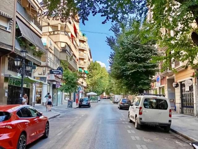 Parking en alquiler en Granada, Centro - Sagrario