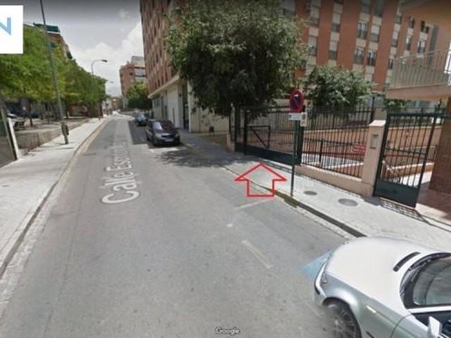 Parking en alquiler en Granada, Zaidín - Vergeles