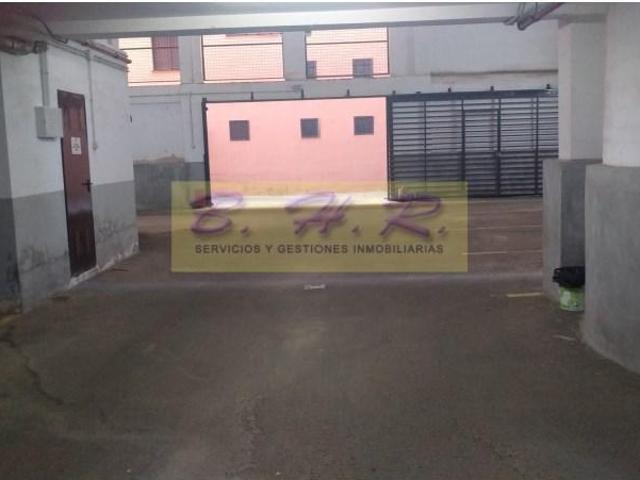 Garaje en alquiler en Granadilla de Abona, San Isidro