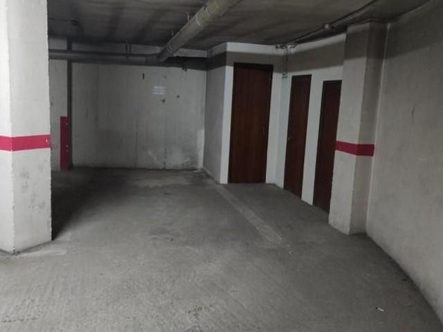 Garaje en alquiler en Chantría, León