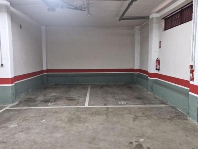 Garaje en alquiler en Armunia, León