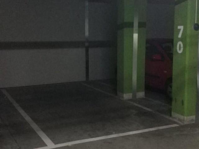 Parking en alquiler en Madrid, Valverde