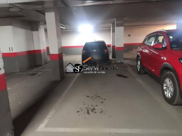 Parking en alquiler en Madrid, Legazpi