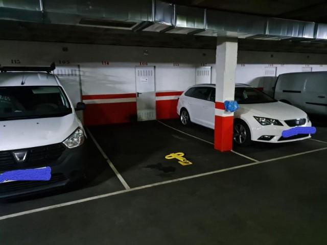 Garaje en alquiler en Oviedo, Asturias