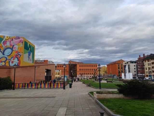 Garaje en alquiler en El Milán, Oviedo