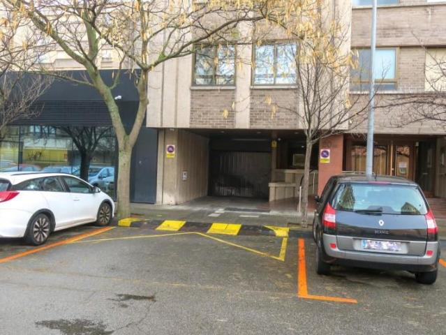 Parking en alquiler en Pamplona, Iturrama