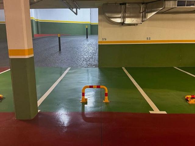 Garaje en alquiler en Vallès Occidental, Catalunya